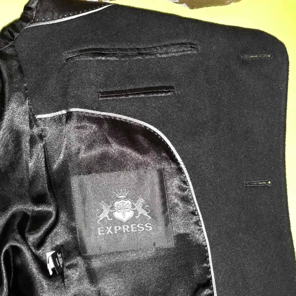 Express Wool Trenchcoat - Picture 4 of 6